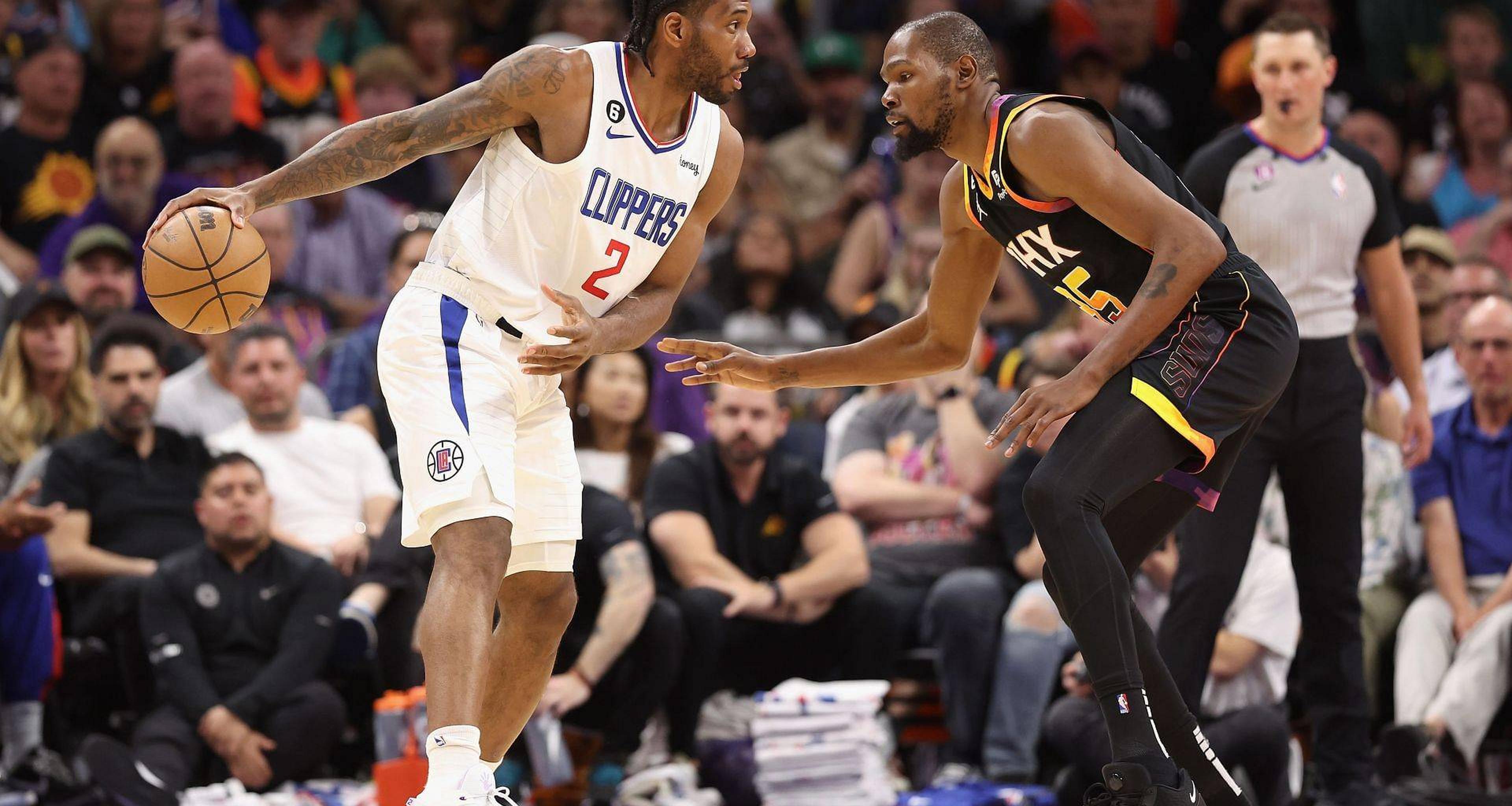 整活，布拉格斯拉维亚把梅西回诺坎普的背景P成自家主场（布拉格斯拉维亚玩梗：把梅西回诺坎普的背景PS成自家主场）