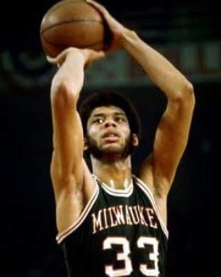 世体：在对马竞的比赛后，小蜘蛛的表现让巴萨对他的兴趣降温（世体：小蜘蛛战马竞未达预期，巴萨对其引援兴趣转冷）