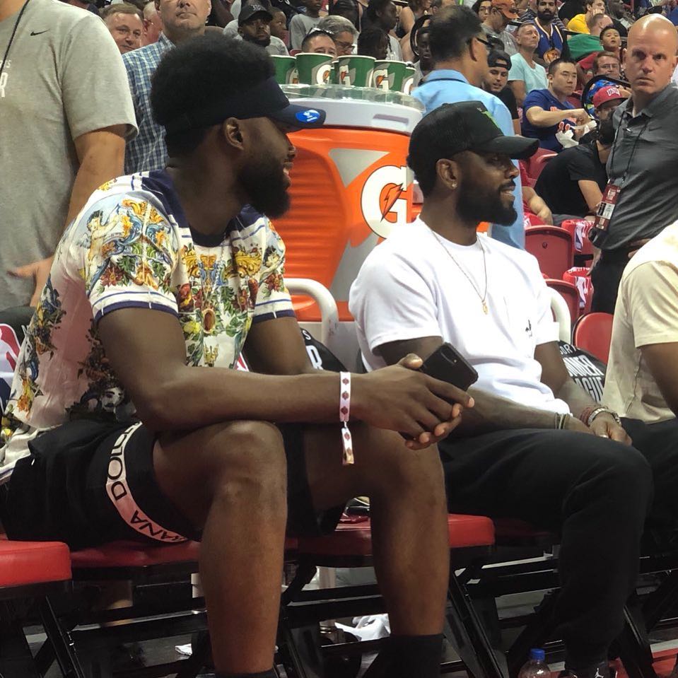 约尼查：喜欢玉溪的米线、水饺和烧烤；希望能在玉昆踢到退役（约尼查：钟爱玉溪米线、水饺与烧烤，盼在玉昆效力至退役）