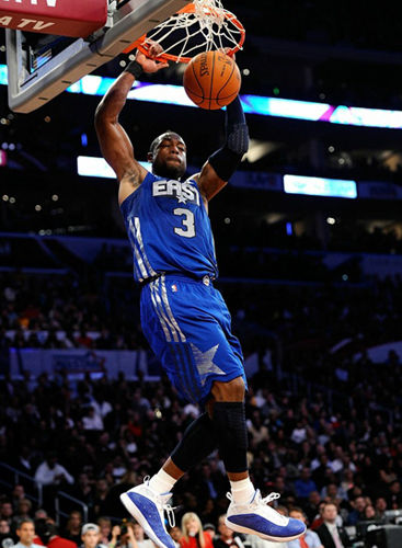 TA：曼城明夏可能签右后卫和右边锋，他们仍在关注利夫拉门托（TA：曼城或在明夏引进右后卫与右边锋，利夫拉门托仍列目标）