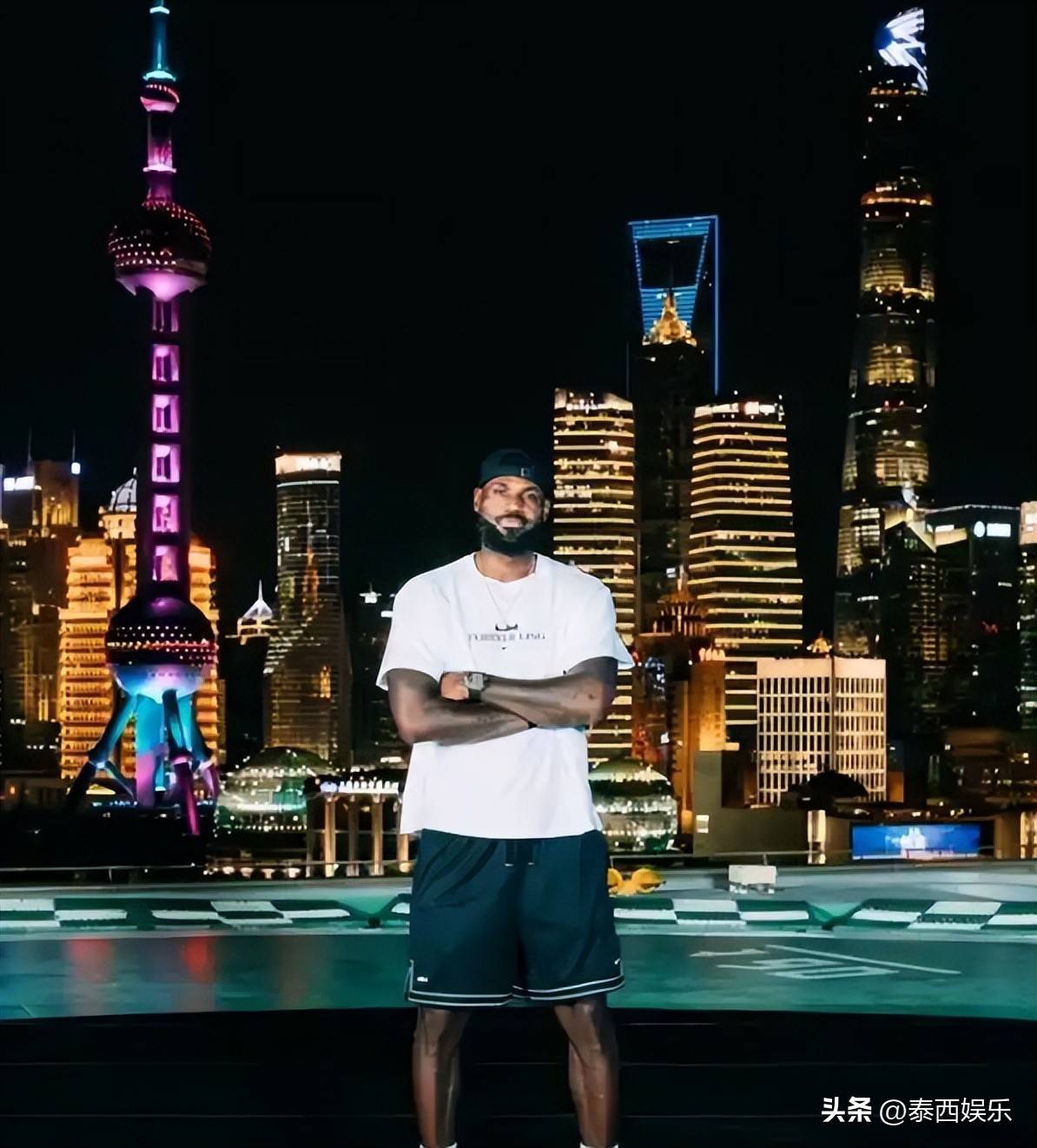 响应中足联文明行动月号召，青岛西海岸启动文明球迷评选活动（青岛西海岸启动文明球迷评选，积极响应中足联文明行动月）