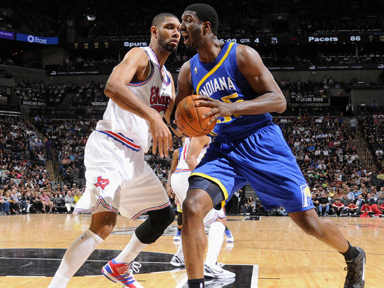 英媒：拜仁有意费耶诺德右后卫里德，但将面临英超俱乐部竞争（英媒：拜仁看中费耶诺德右后卫里德，恐遭多家英超球队竞购）