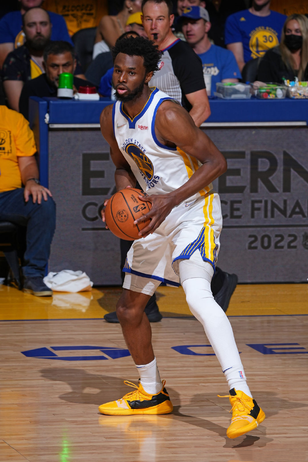 全北现代2-1光州捧杯，大田韩亚、浦项铁人、江原获亚冠资格（全北现代2-1击败光州加冕，大田韩亚、浦项铁人、江原锁定亚冠名额）